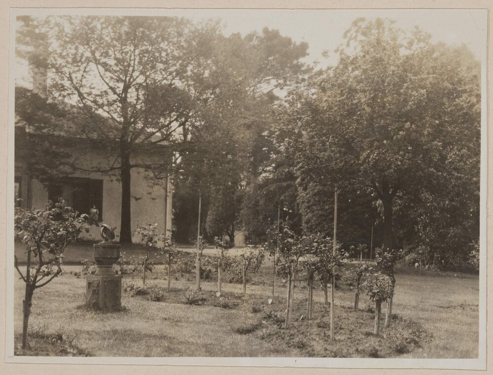 [Miegunyah, Orrong Road, Toorak, Victoria]