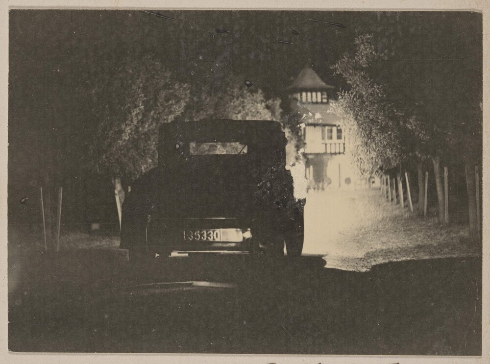 [Motor car] Westerfield [night-time]