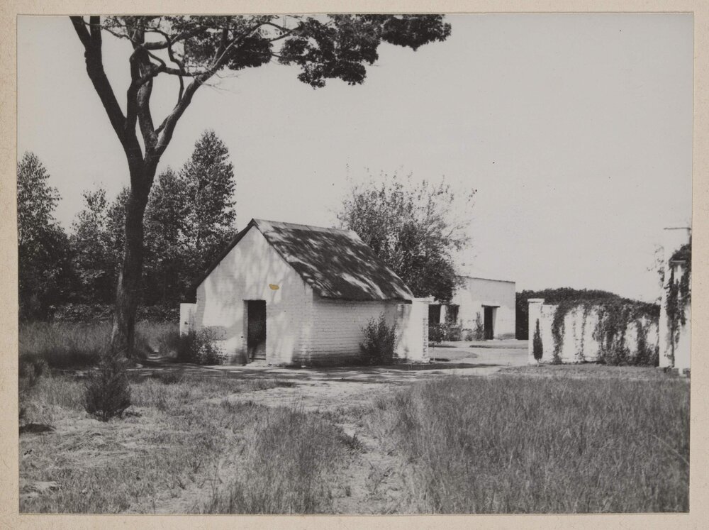 [Entrance to Bolton, Zimbabwe]