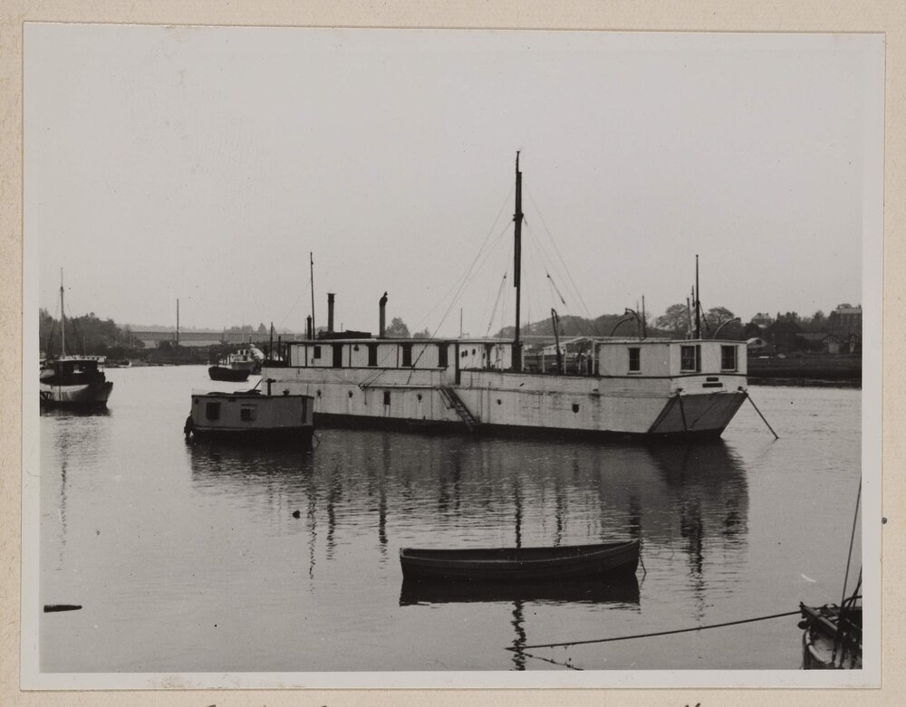 House Boat Mary, Hamble River [England]