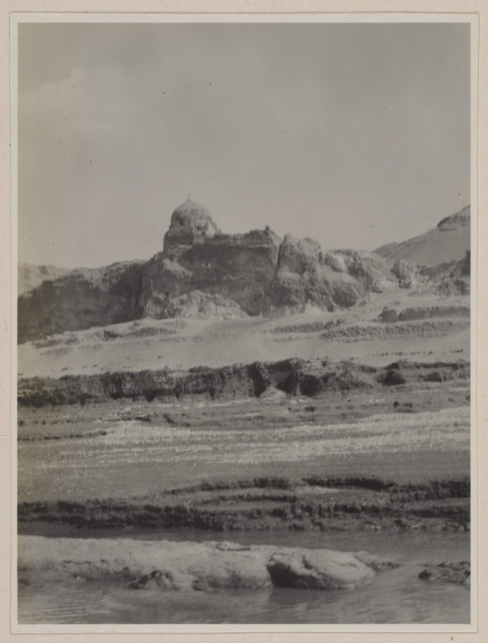 [The Nik and the desert near Wadi Halfa]