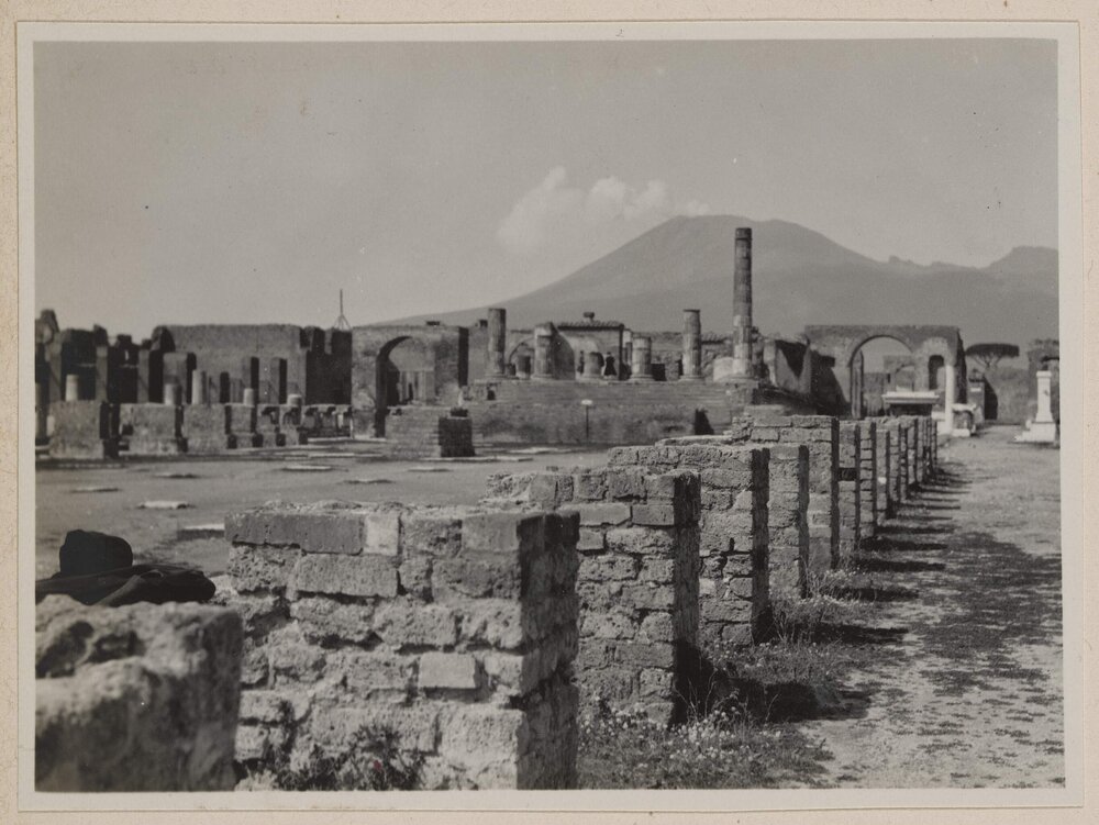 [Pompeii]