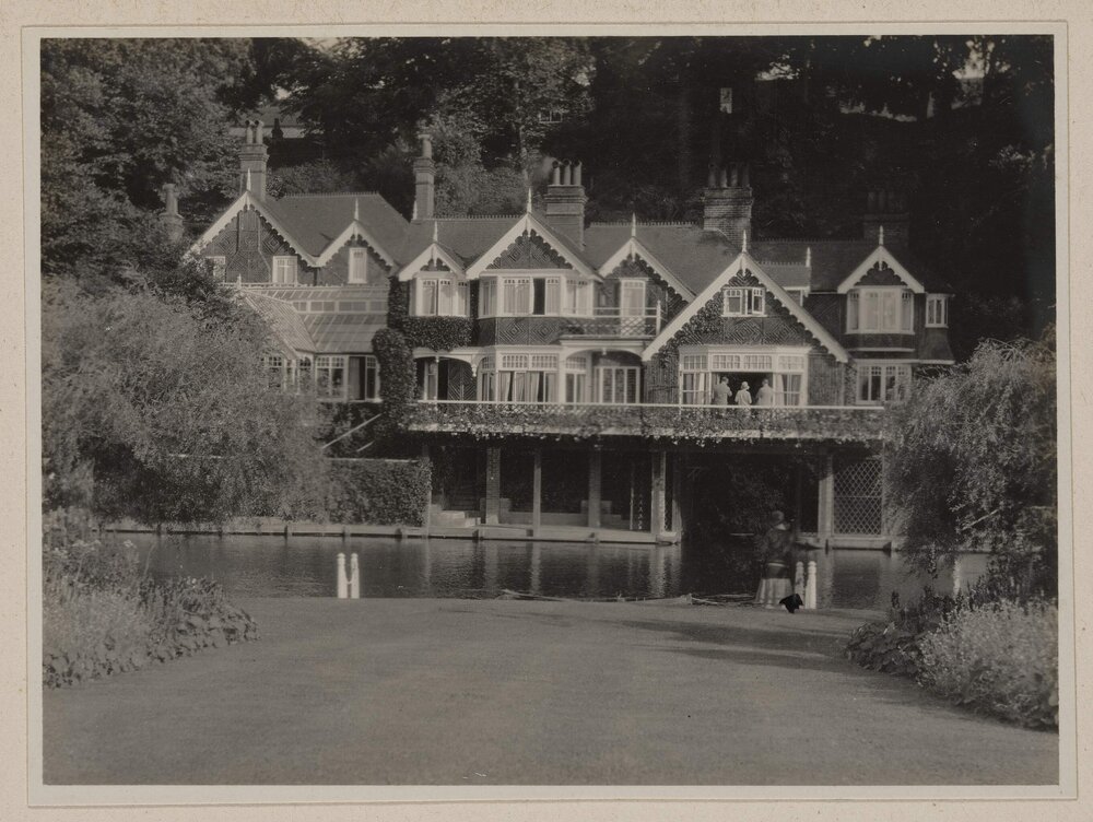 [The Islands Estate, Cookham]