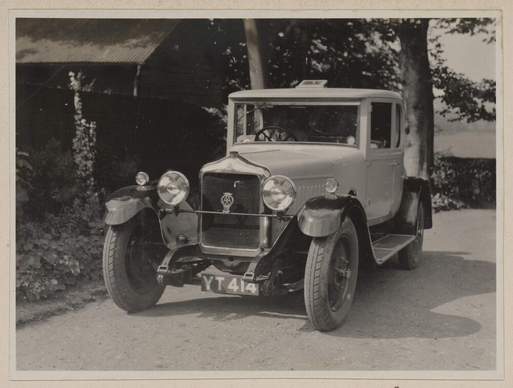 Minerva  [motor car]