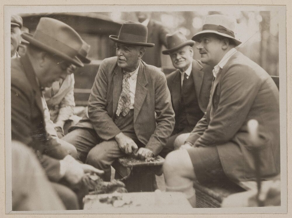 Langley gives an Oyster Party