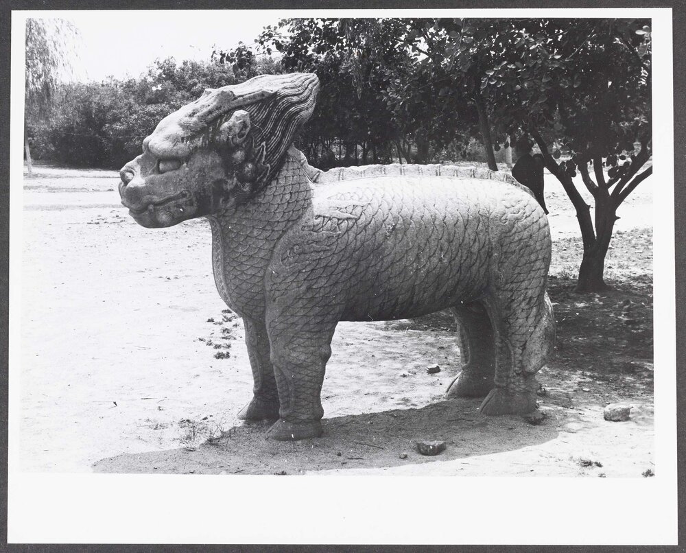 [Image statue taken during Malcolm Fraser's visit to China]