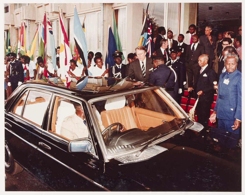 [Malcolm Fraser at a CHOGM meeting in Lagos, Nigeria]