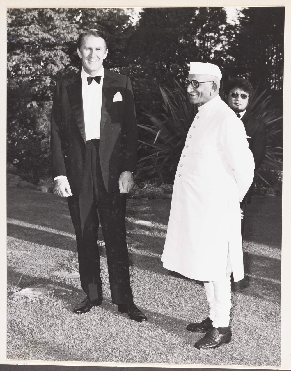 [Malcolm Fraser and others at the Commonwealth Heads of Government Regional meeting]