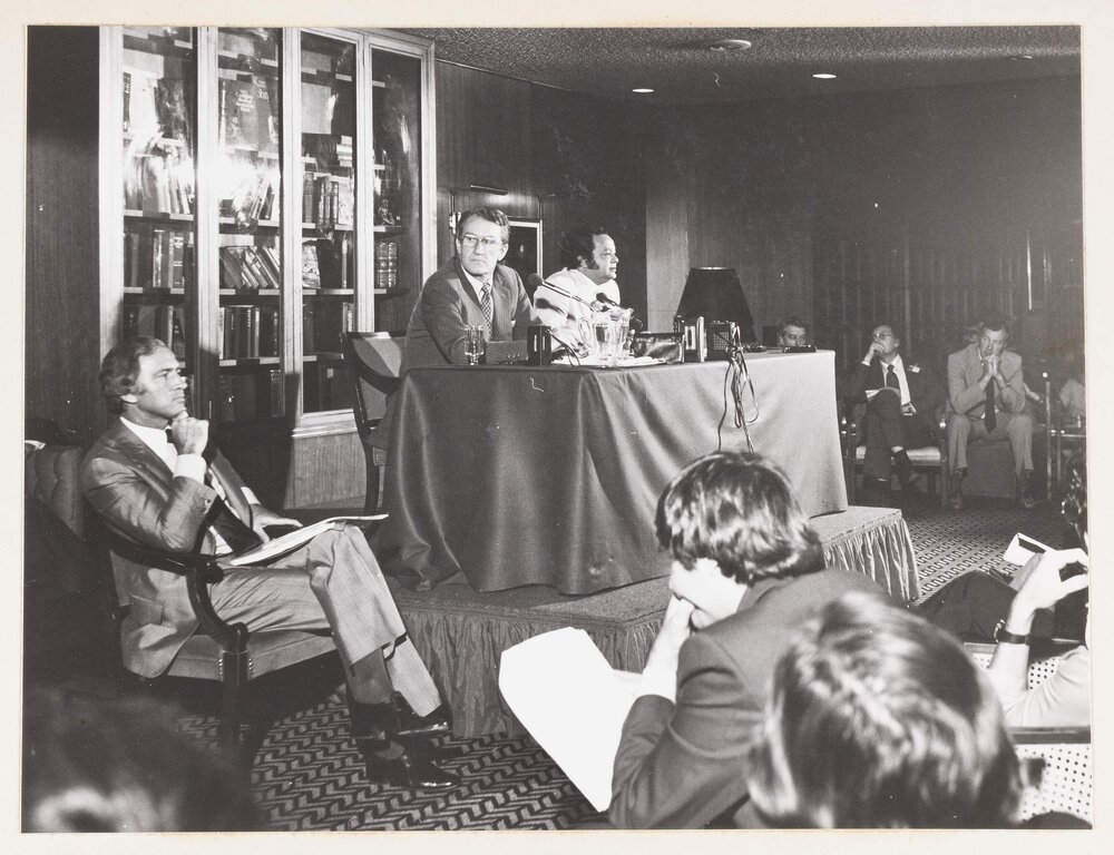 Malcolm Fraser, Andrew Peacock and Commonwealth Secretary General Shridath Ramphal at the Commonwealth Heads of Government Regional Meeting