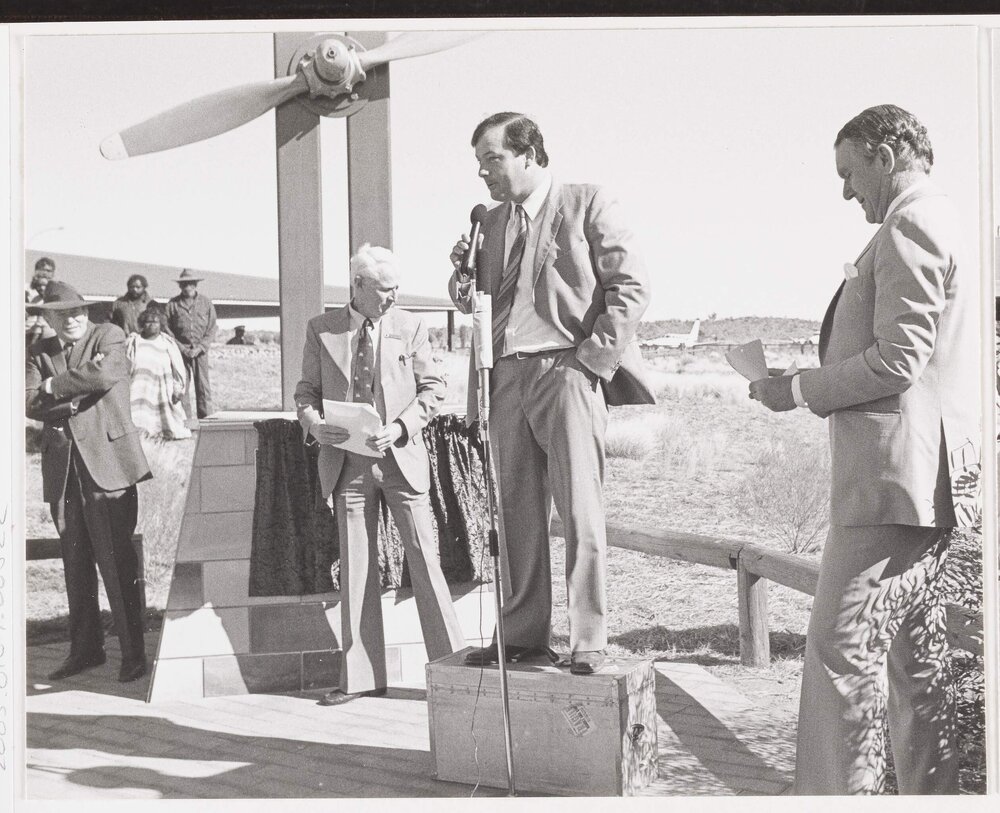[Malcolm Fraser opening Connellan Airport near Uluru]