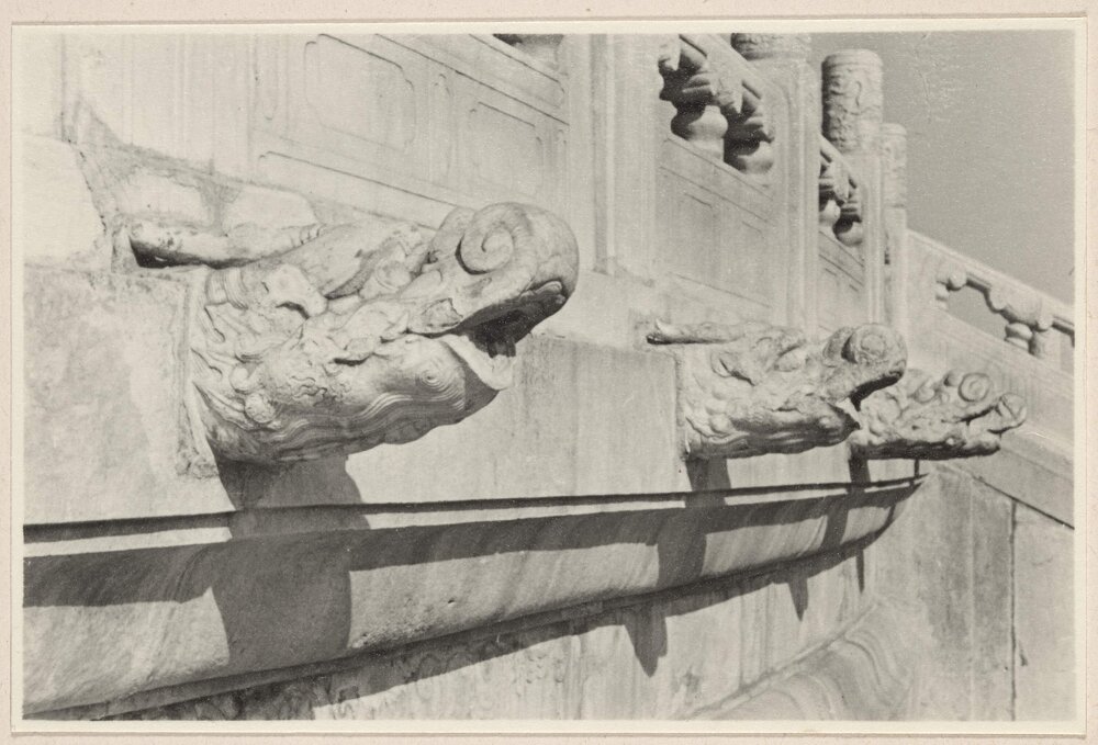 [Dragon head gargoyles,] Temple of Heaven, Peiping [China]