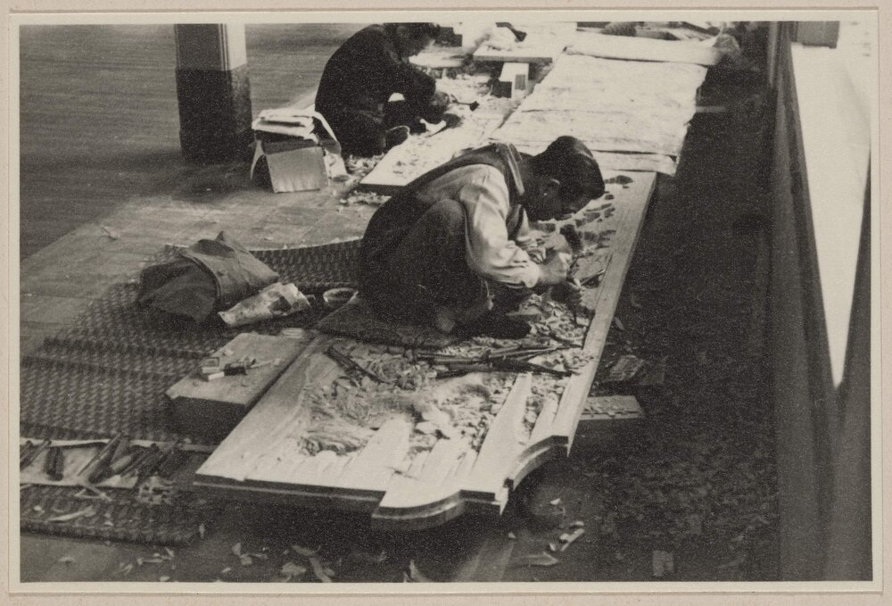 Wood carvers Miyanoshita [Japan]