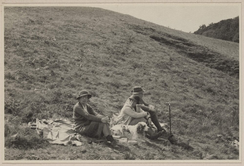 [Mabel Grimwade and companions,] Ederline