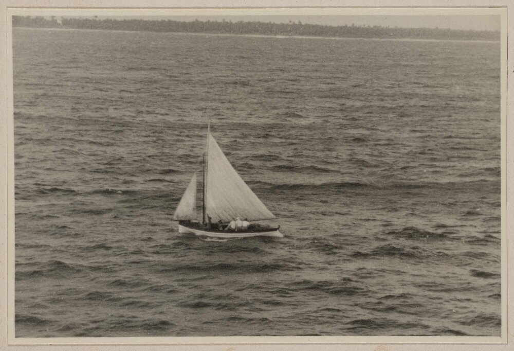 [Sailing,] Cocos Island [Australia]