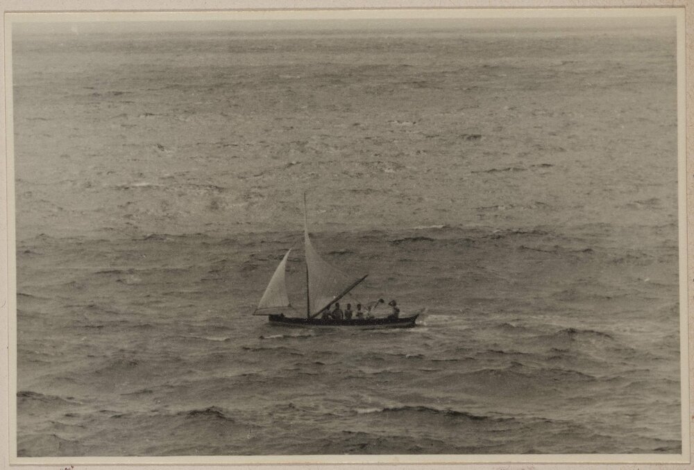 [Sailing,] Cocos Island [Australia]