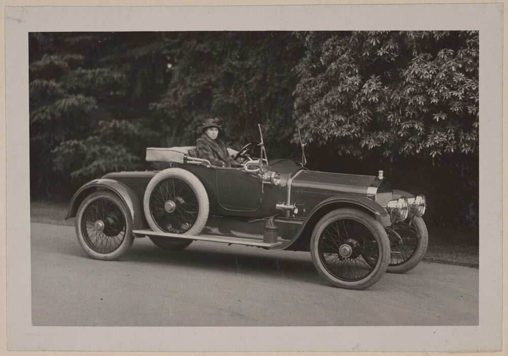 [Motor car, Miegunyah grounds]