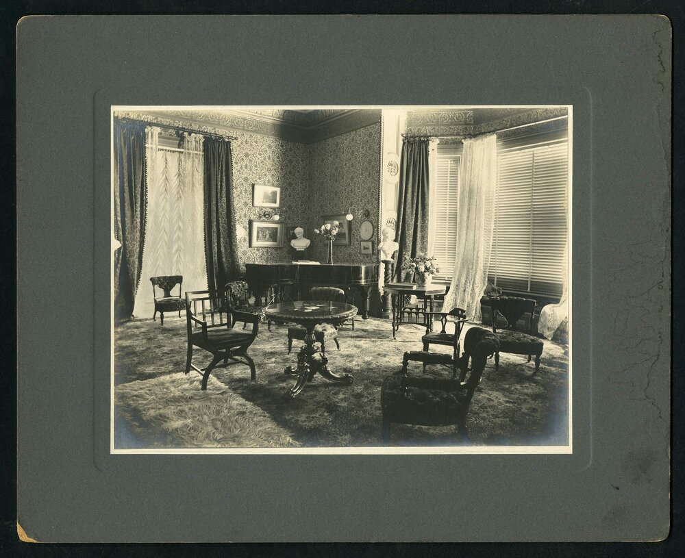 Drawing room "Rostrevor"