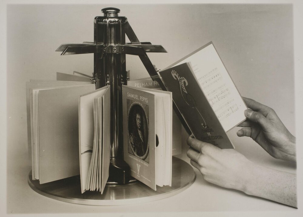 Photograph of publication stand promoting L'Oiseau-Lyre material