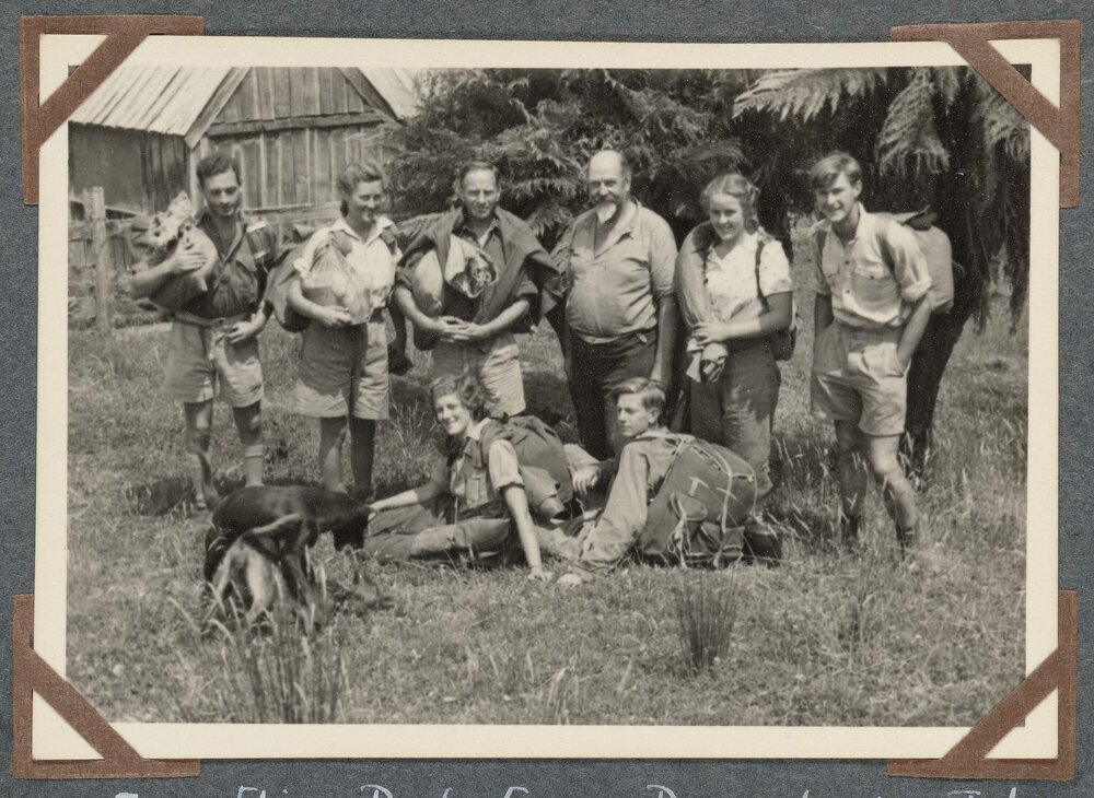 Fred, Elise, Professor, Ernie Bond, Leslie, John, Jeanne, Daryl