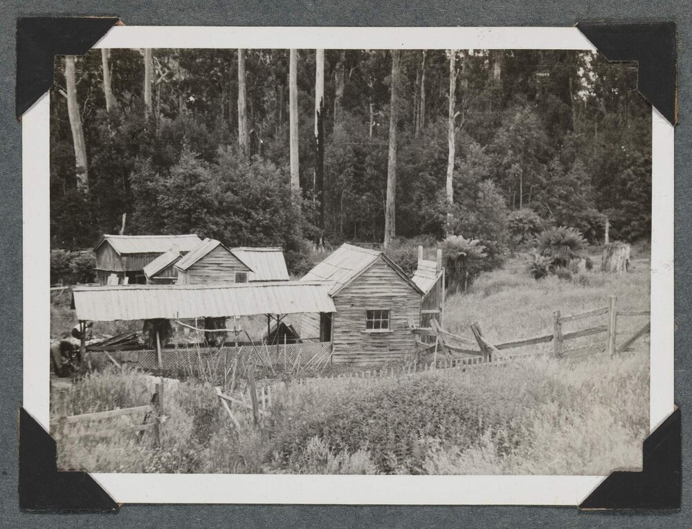 [Earnie Bond's homestead]