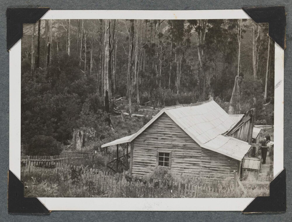 [Earnie Bond's homestead]