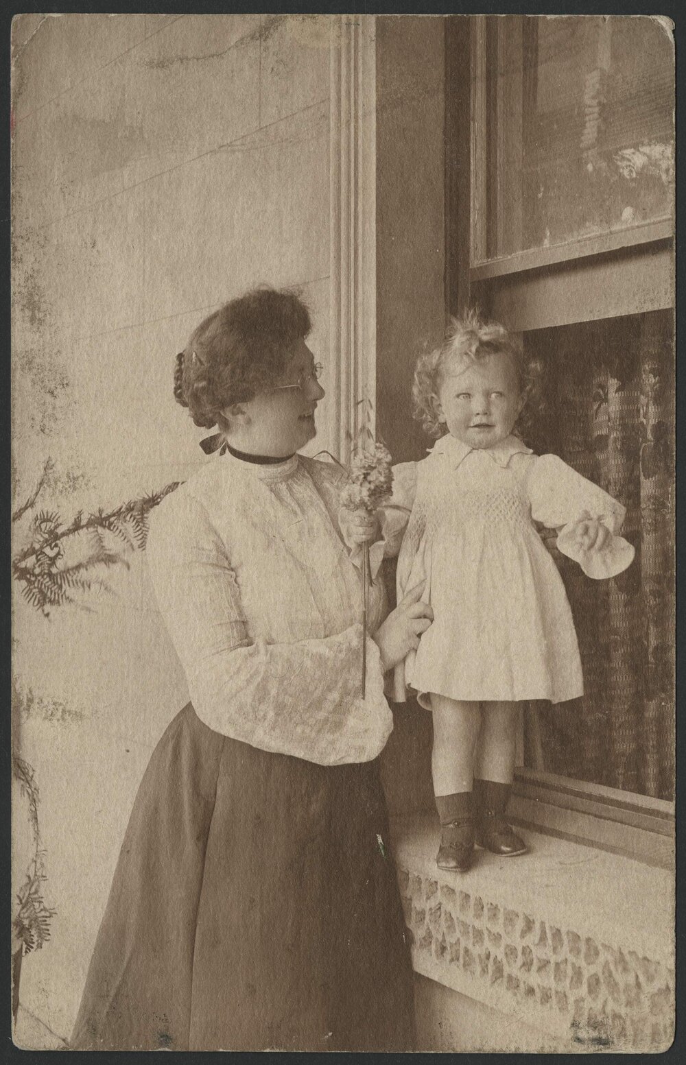 Mrs Pitt and Lorna, Golden Age Hotel