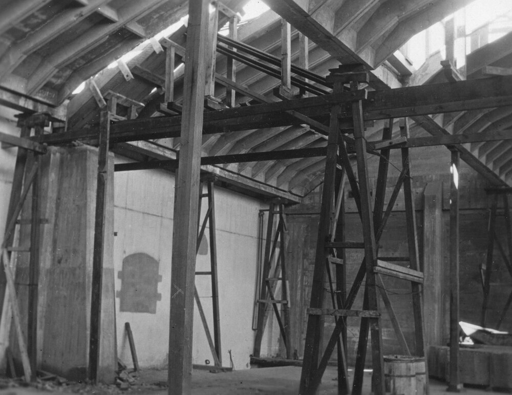 Construction of Dennys Lascelles Austin Wool Store, Geelong. Interior