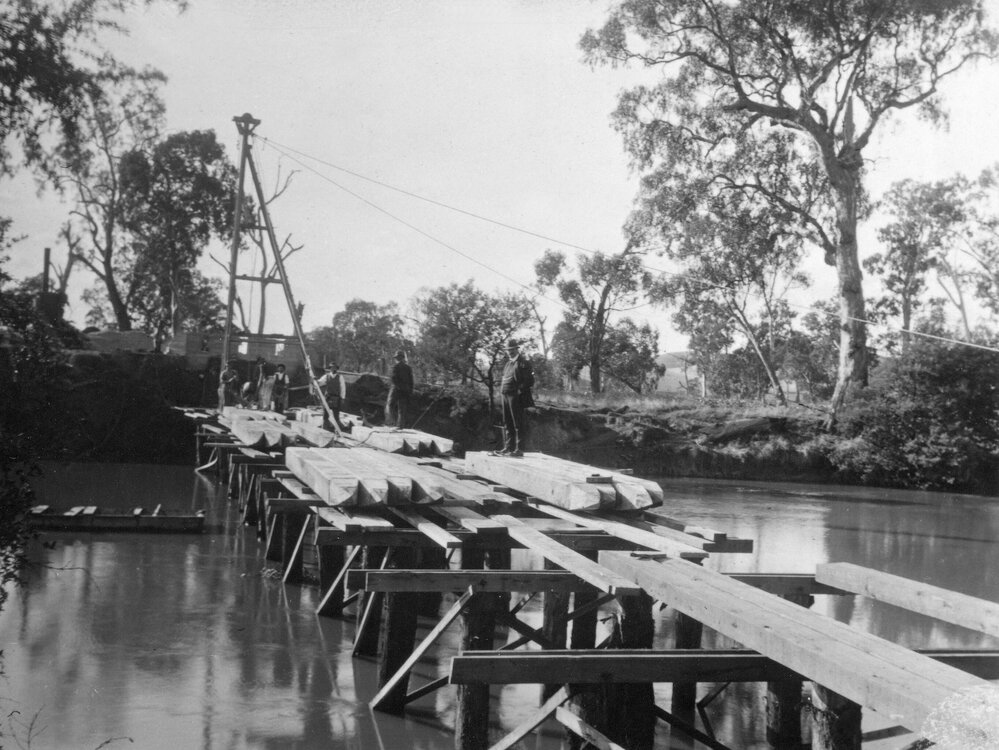 Construction of Cremona Bridge over the Goulburn River