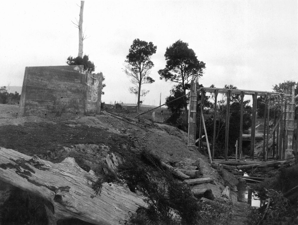 Construction of Fish Creek Bridge, Gippsland, Victoria