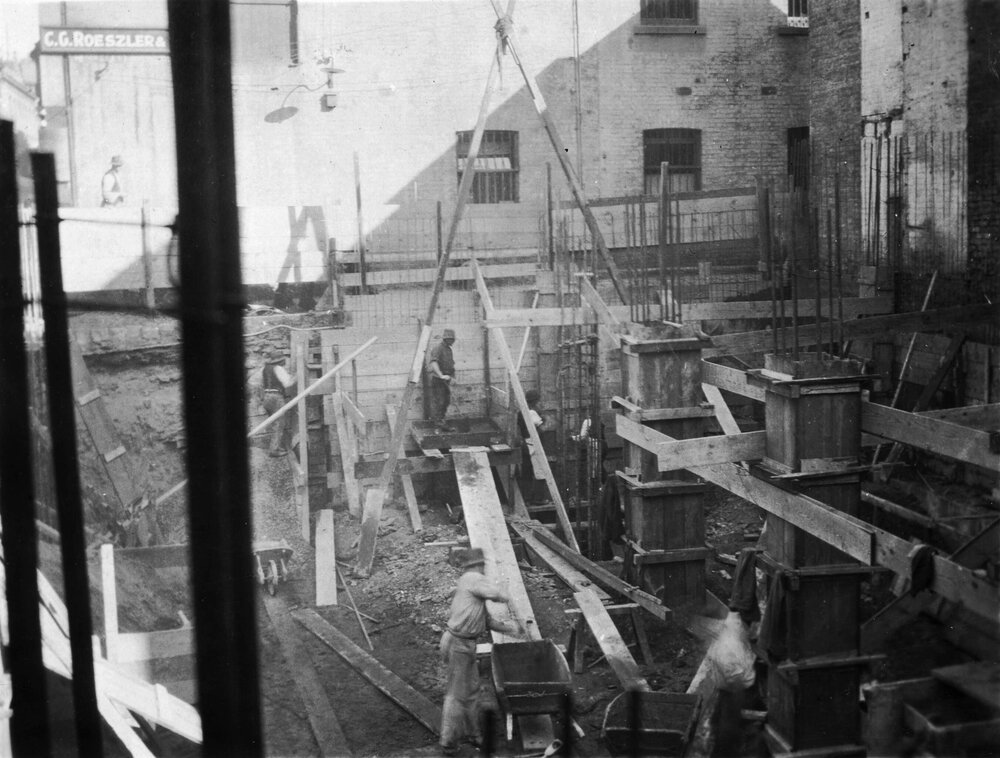 Construction of Cann's Building, Swanston St, Melbourne