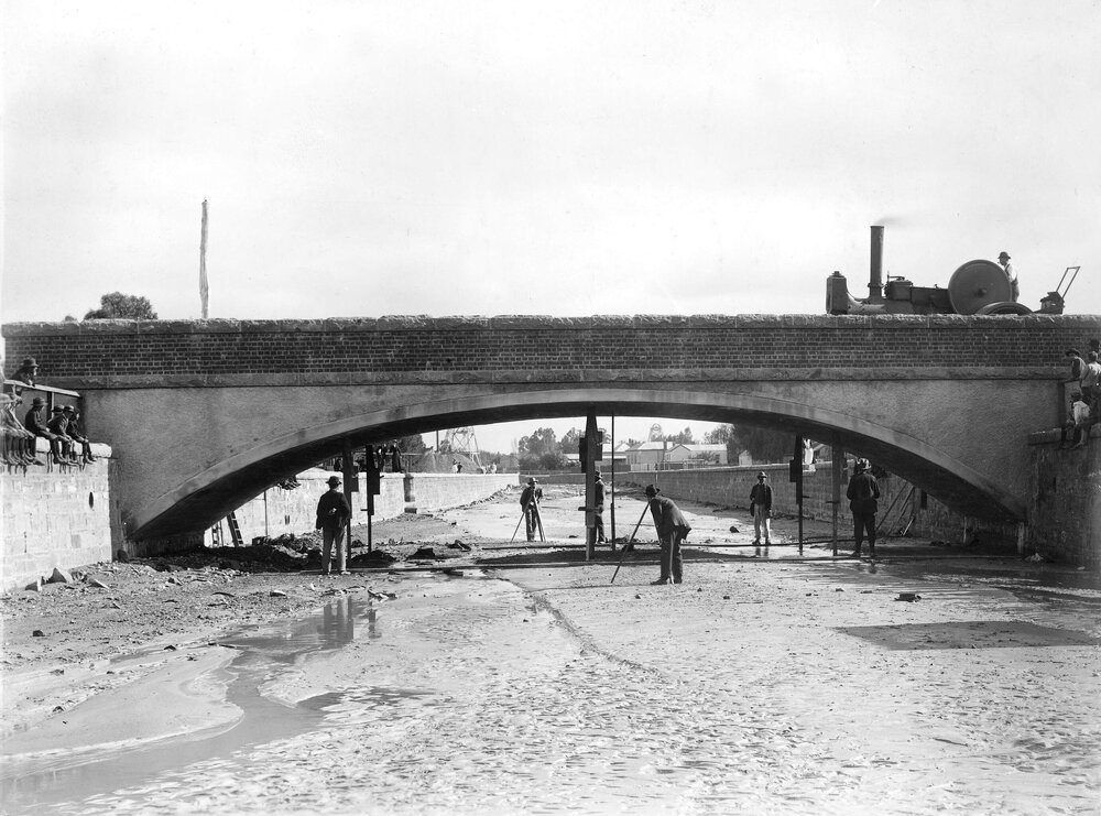 Myrtle St Bridge, Bendigo, test