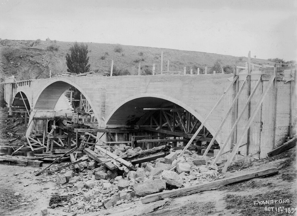 Fyansford Bridge under construction. Geelong, Victoria