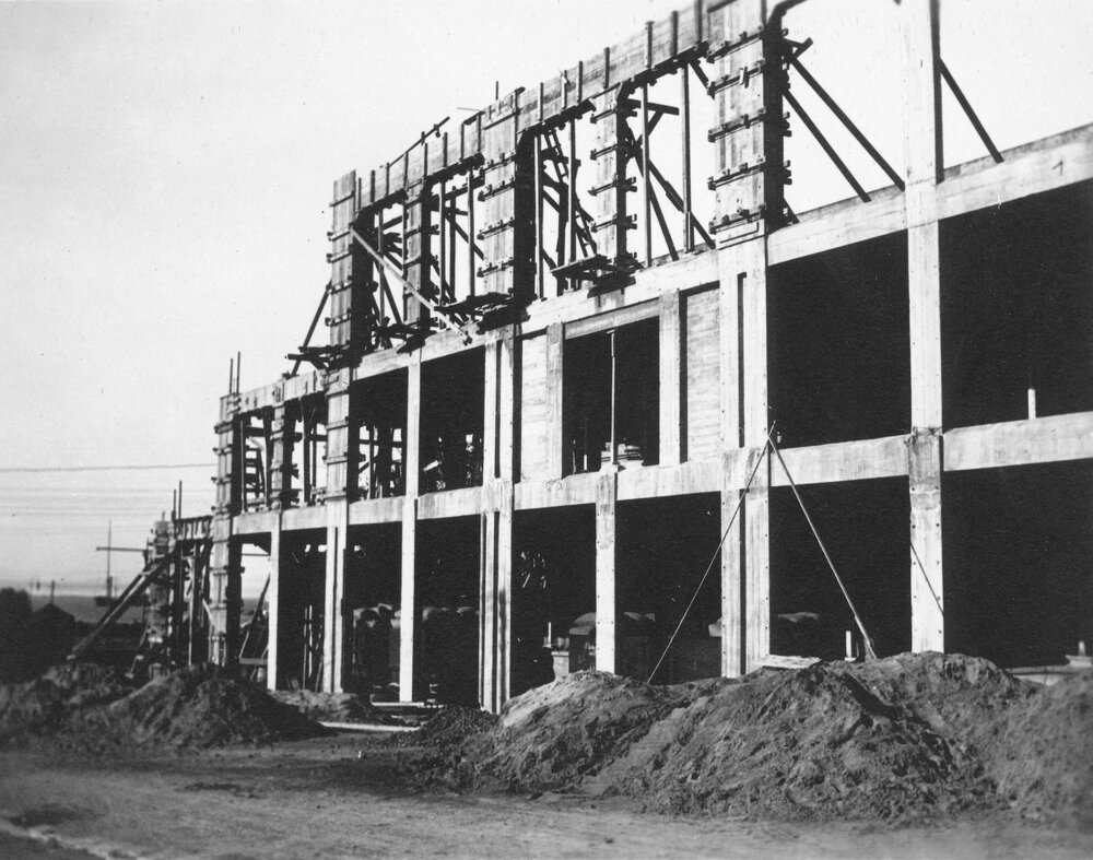 Construction of Dennys Lascelles Austin Wool Store, Geelong