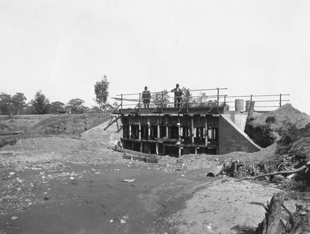 Construction of  Eaglehawk Bridge, Myers Flat, Shire of Marong