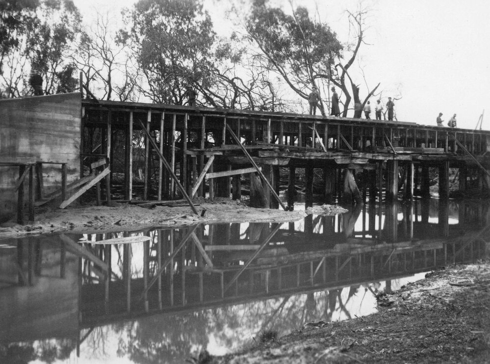 Construction of Beck&rsquo;s Bridge, Rutherglen, Victoria