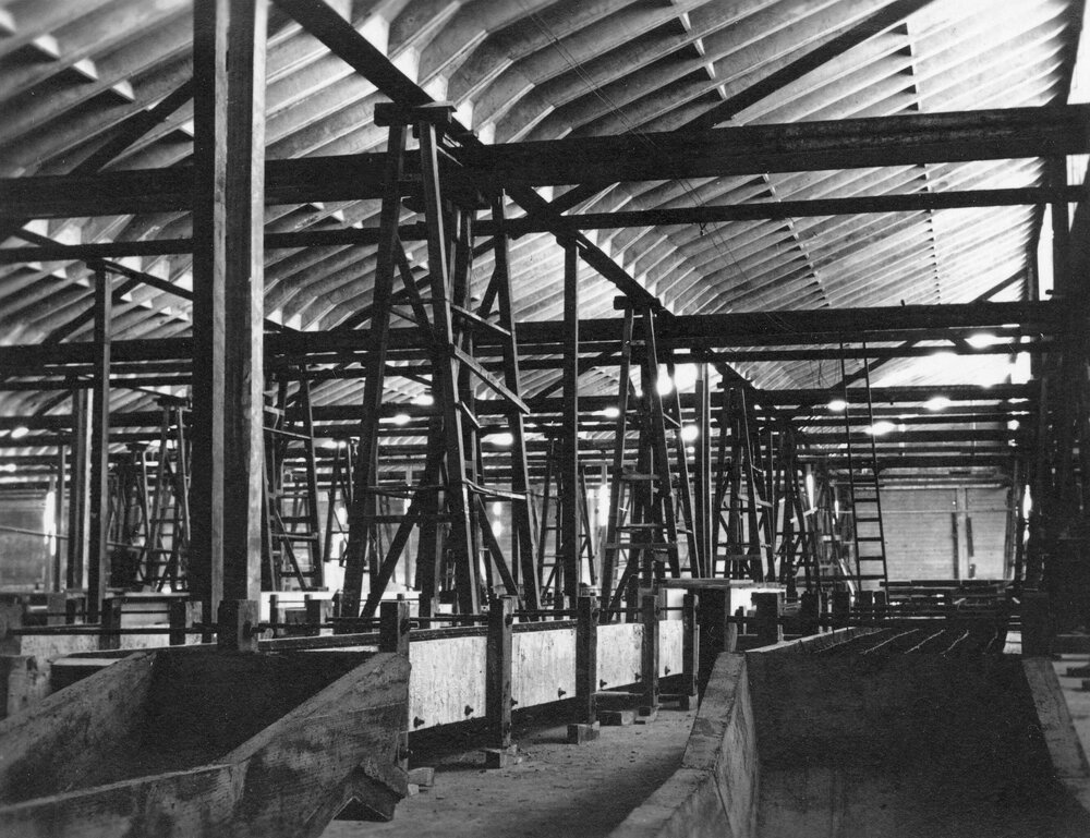 Construction of Dennys Lascelles Austin Wool Store, Geelong. Interior