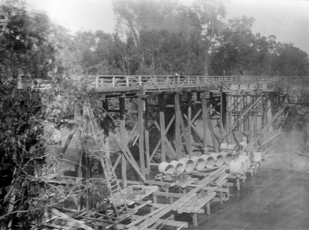 Old timber bridge, Shepparton