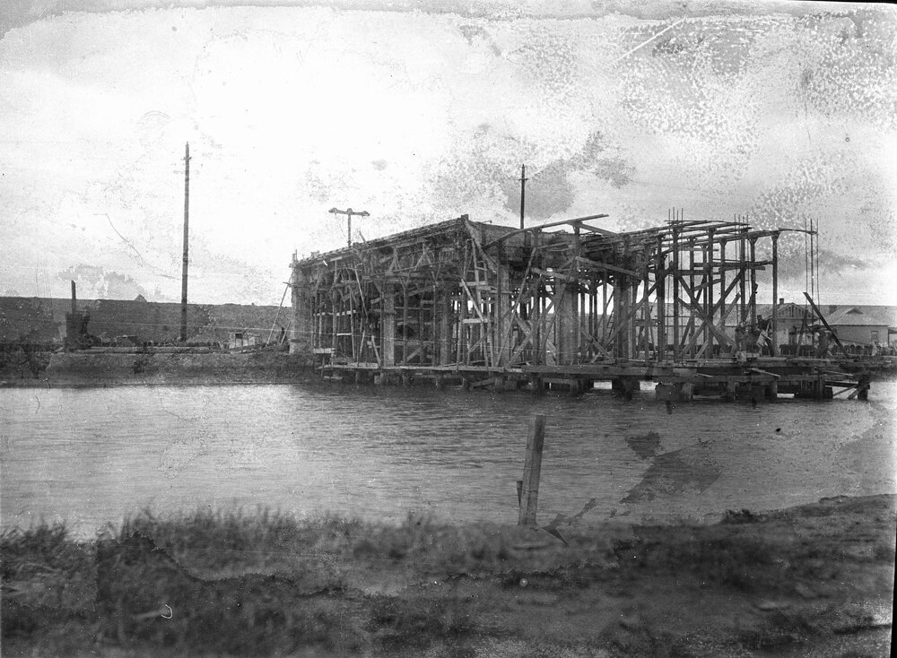 Construction of Footscray Bridge, Melbourne