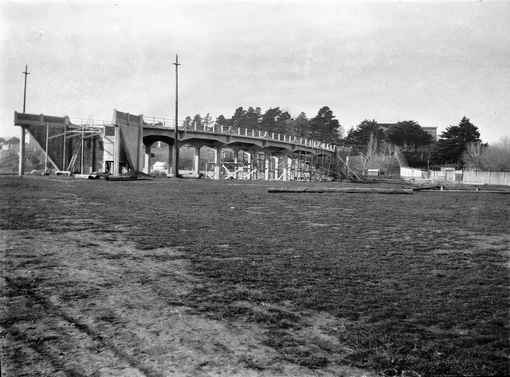 Construction of Footscray Bridge, Melbourne