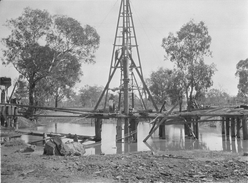 Construction of Wodonga Bridge, Victoria