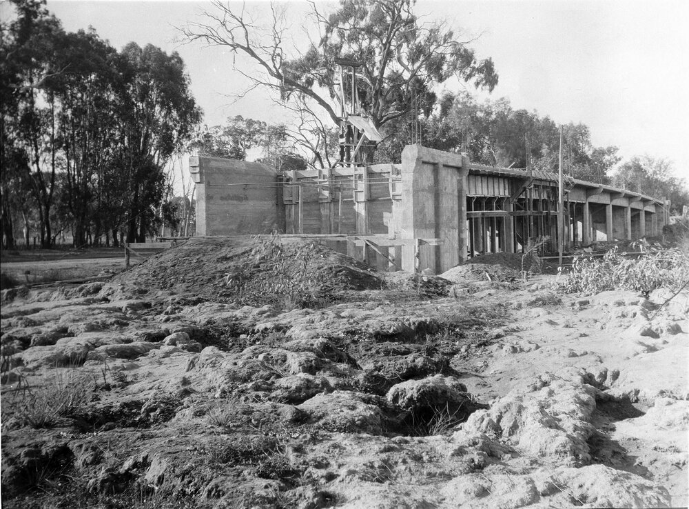Construction of Mooroopna Bridge