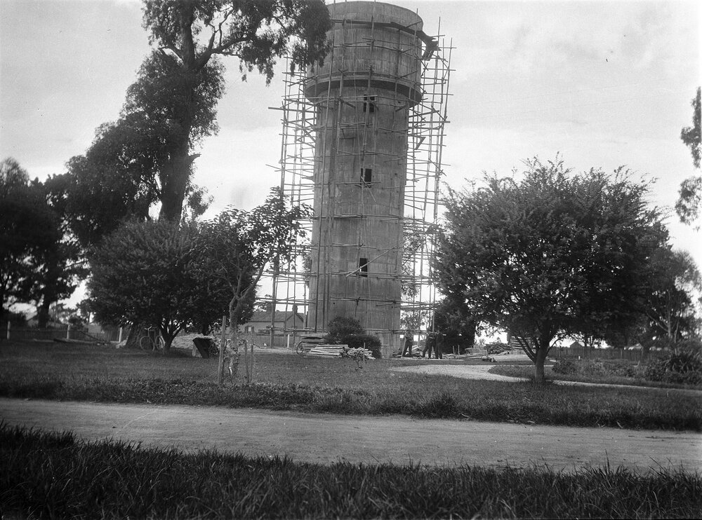 Construction of Sale Water Tank, Victoria