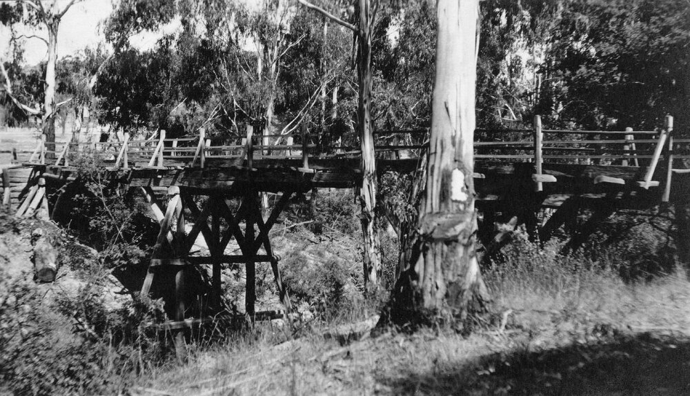 Diamond Creek Bridge (Hurstbridge Bridge).