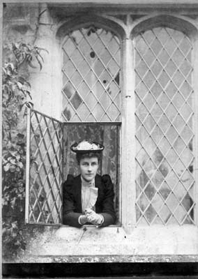 Laura Edwards, nee Tuckwell.