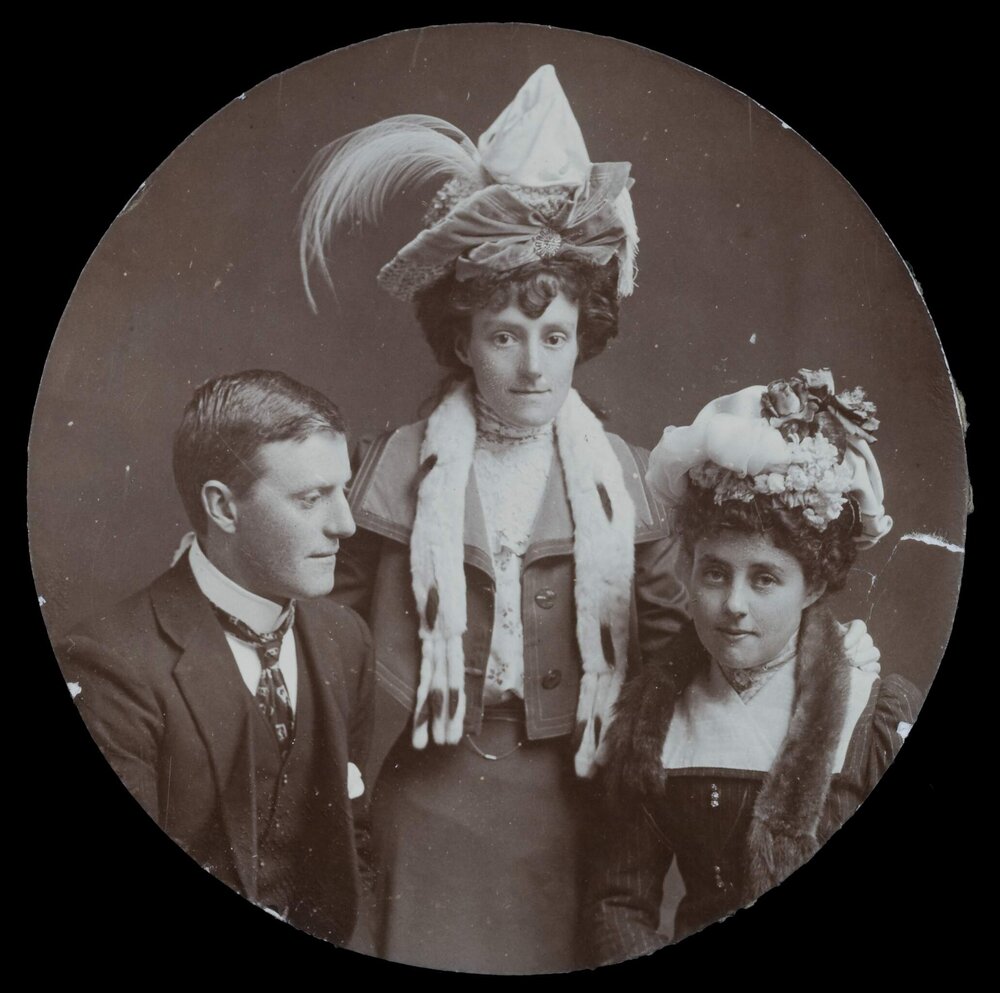 Armytage, Frederick, Laura.