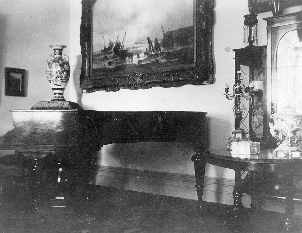 Holm Park: domestic interiors.