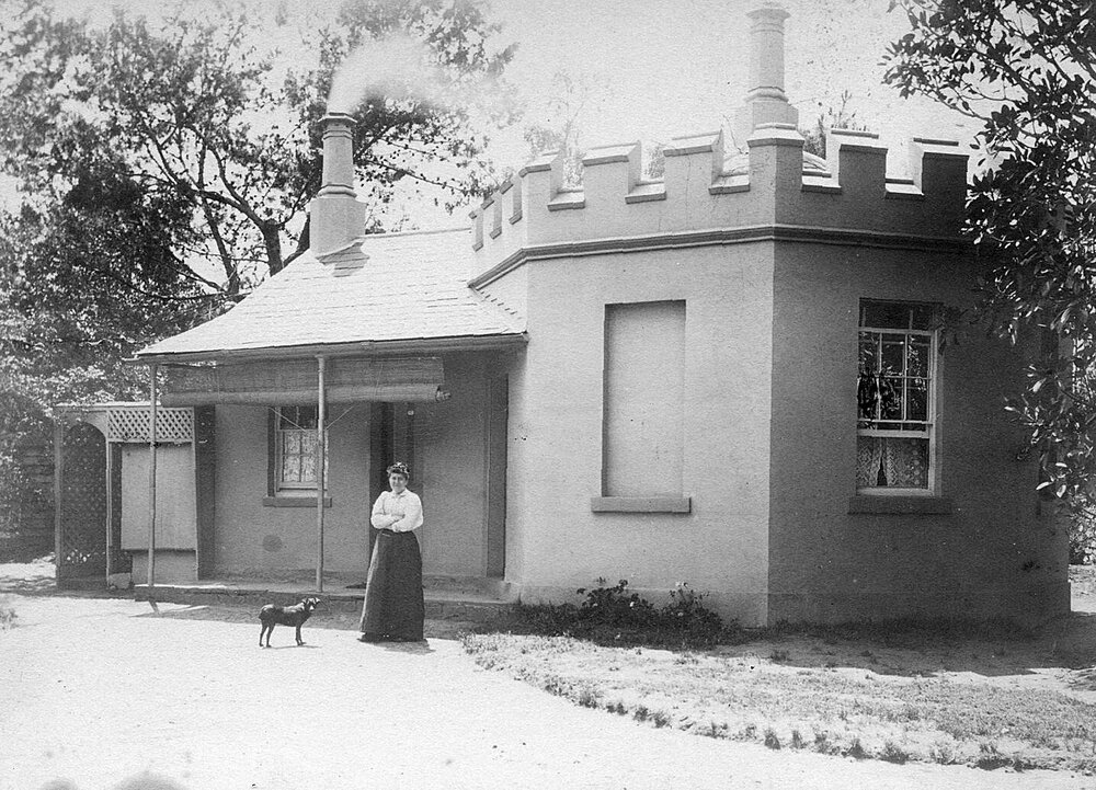 "Como" Toorak Rd, South Yarra.