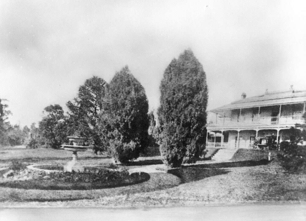 "Como" Toorak Rd, South Yarra.