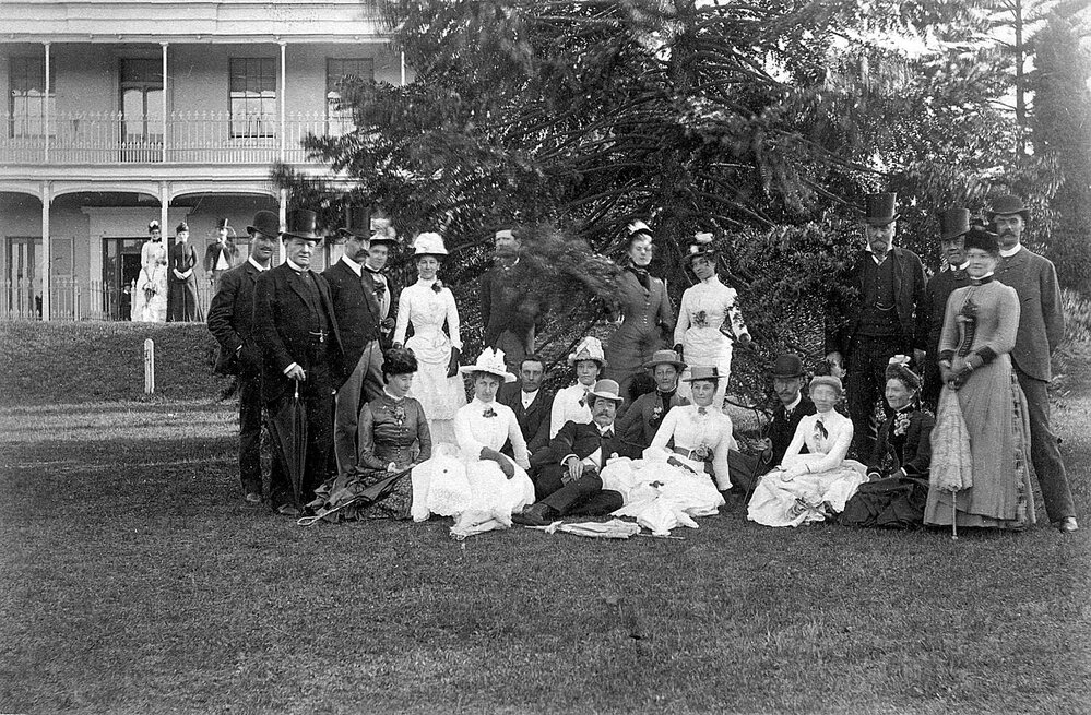 "Como" Toorak Rd, South Yarra.