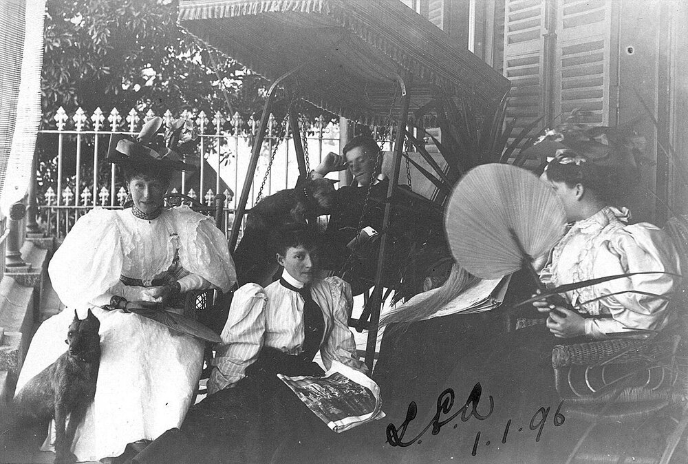 Armytage, Laura Evelyn.